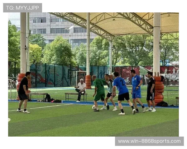 穿着球星球衣踢足球合法吗是否会影响比赛公平性 穿着球星球衣踢足球合法吗是否会影响比赛公平性