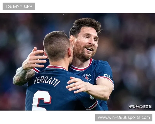 足球女星与世界顶级男球星同框合照展现魅力与实力完美融合